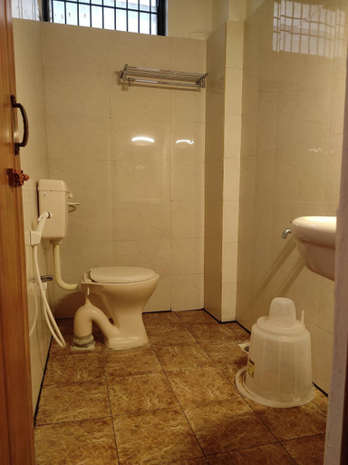 Bathroom 4, Ashray Residency, Mysore