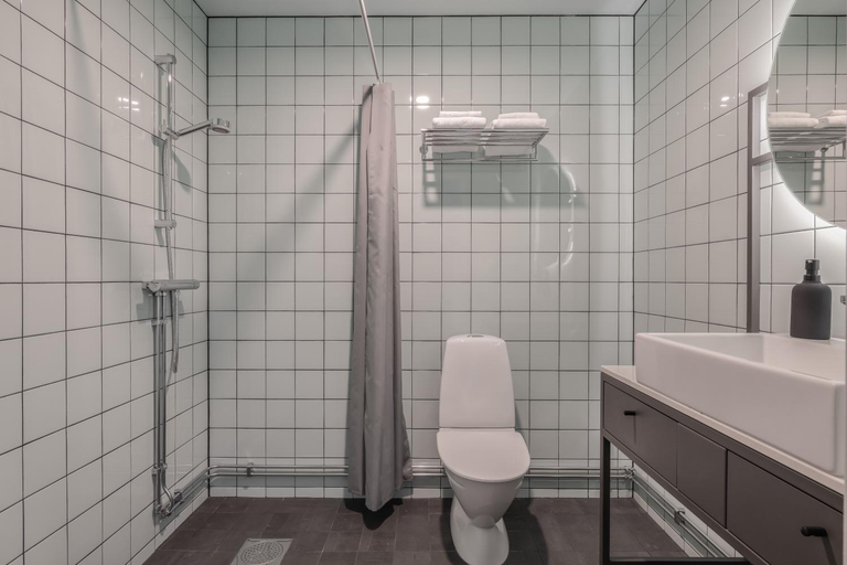 Bathroom 2, HomeX Hotel for Gamers, Täby