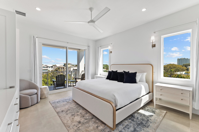 Bedroom 2, Emerald Sunset by Avantstay 9bdr Villa Pool+game Room+rooftop+walk to Beach, Walton