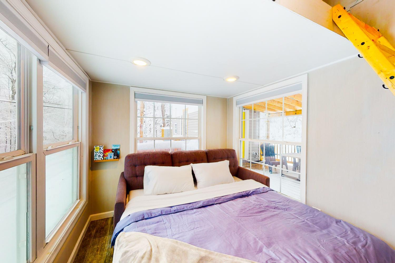 Bedroom 2, Tiny Homes on Pleasant, Windsor