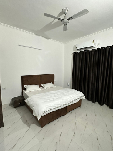 Bedroom 5, Hotel CDS Residency, Gautam Buddha Nagar