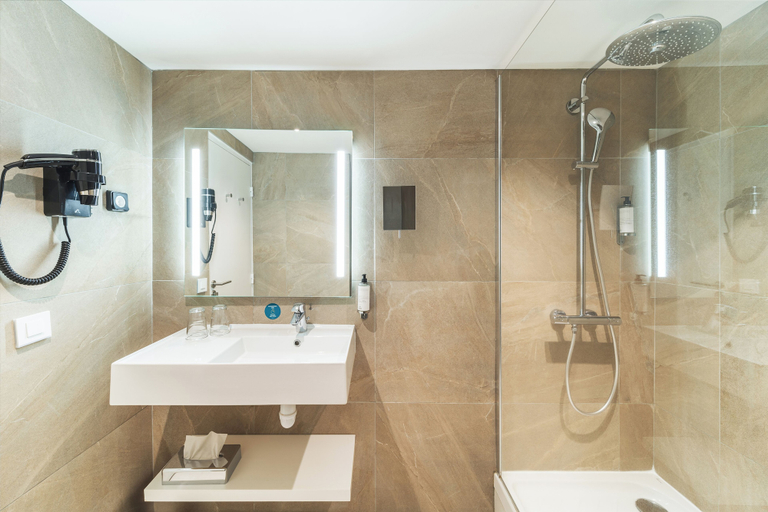 Bathroom 4, Hôtel Exsel Créolia, Saint-Denis