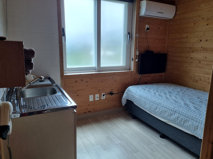 Bedroom 2, Odae Mountain Golden Light Pension, Pyeongchang