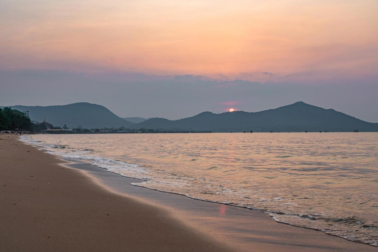 Others 5, RimLay Beach Front villa•Private Pool•Balcony•5BR, Sattahip