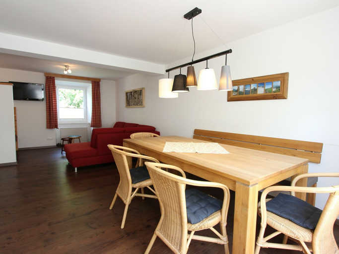 Others 5, Modern Apartment in Fieberbrunn With Sauna, Kitzbühel