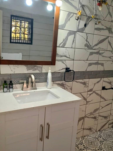 Bathroom 4, The Blue Resort, Mfoundi