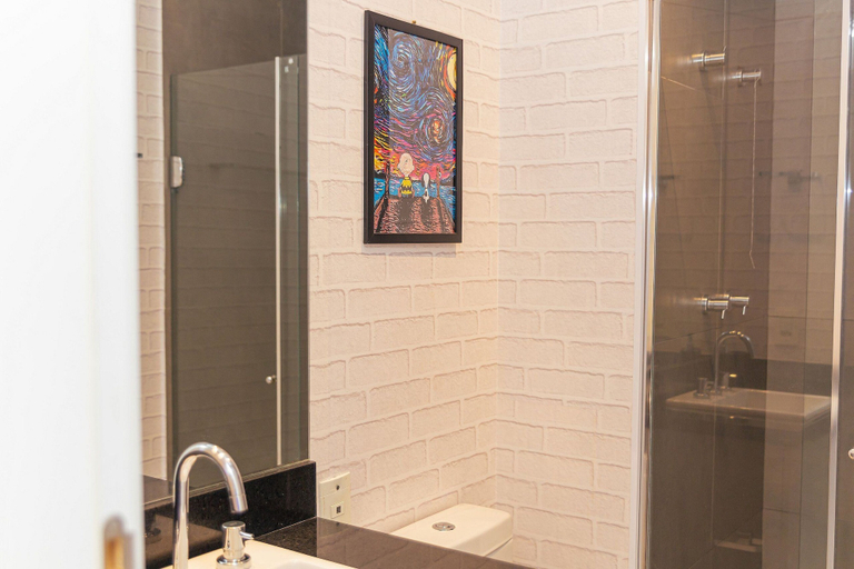Bathroom 3, Vossa Bossa Capote Valente, São Paulo