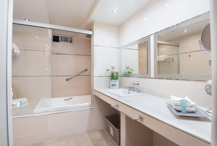 Bathroom 3, Hotel del Parque, Matehuala