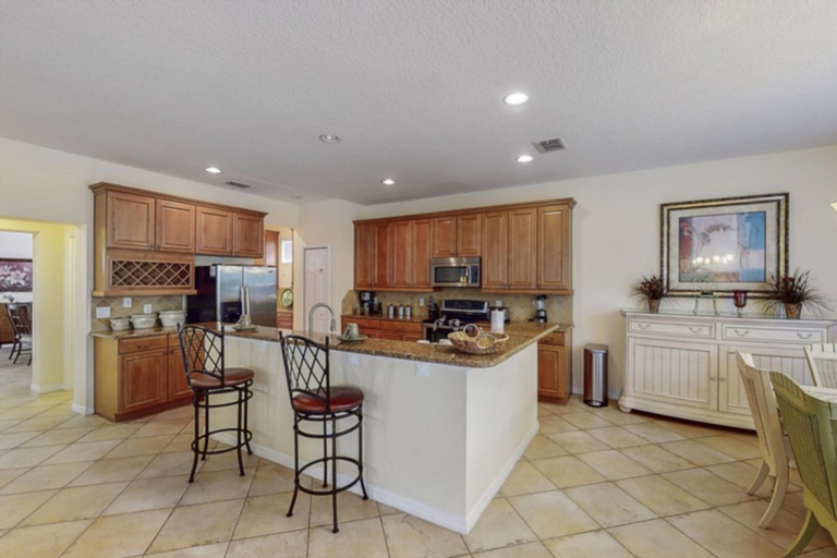 Food & Drinks, Chun's Bella Vida Resort Vacation Home, Osceola