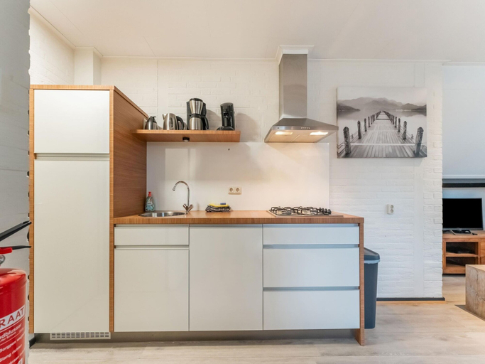 Private kitchen 3, Holiday Home in North Limburg, Weert