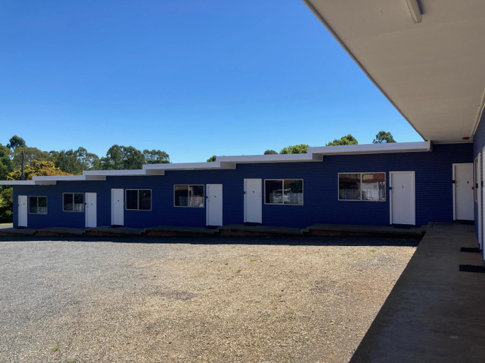 Others 5, The Frontier Motel, Bellingen