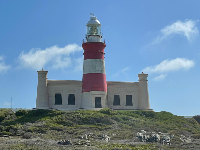 Others 2, Cliff Haven, Overberg