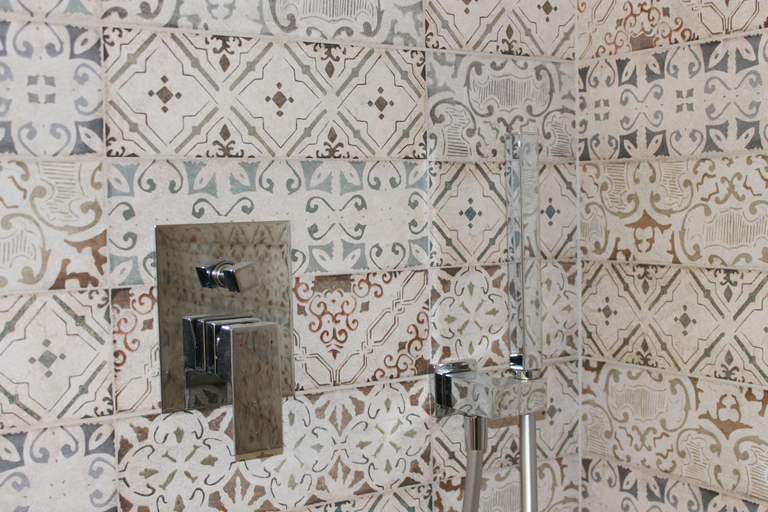Others 3, Room 369, Campobasso