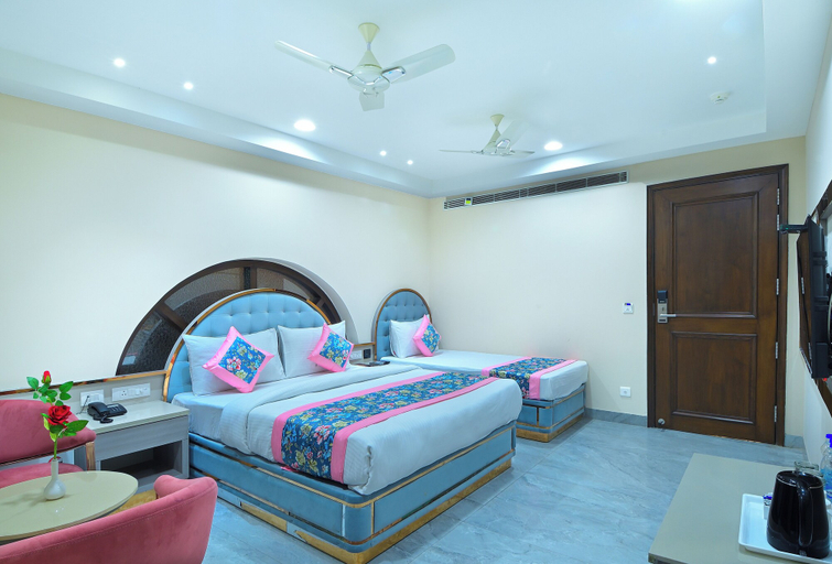 Bedroom 4, Hotel Sapphire House Paharganj, Delhi