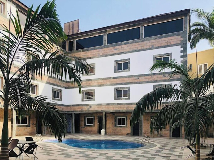 Exterior & Views 2, Continental Hotel by R&K Suites, Fagge