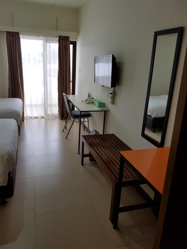 Bedroom 2, Hotel Larensia, West Manggarai