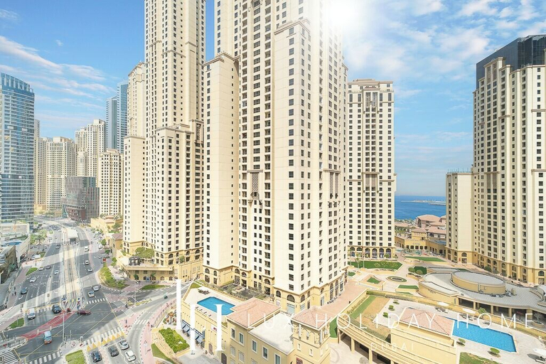 Others 3, LUX Contemporary Suite Marina View 3, Dubai