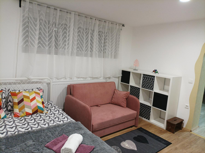 Others 5, Apartma Juli, Žirovnica
