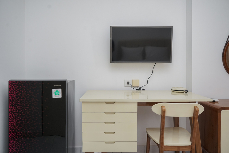 Others 2, Simple and Warm Studio at Casa de Parco Apartment By Travelio, Tangerang