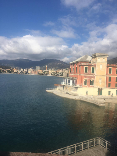 NEAR THE BEACH, Genova