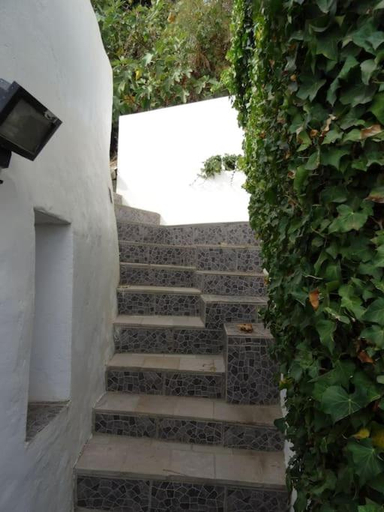 Others 5, Casa da Marina, Aljezur