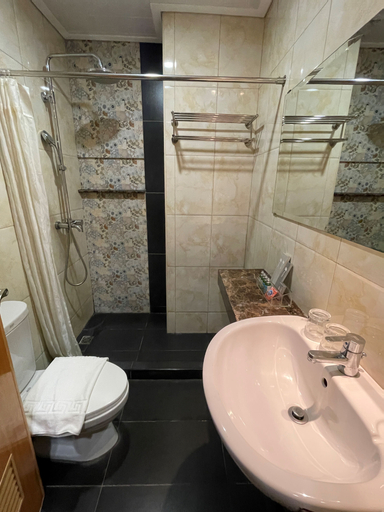 Bathroom 4