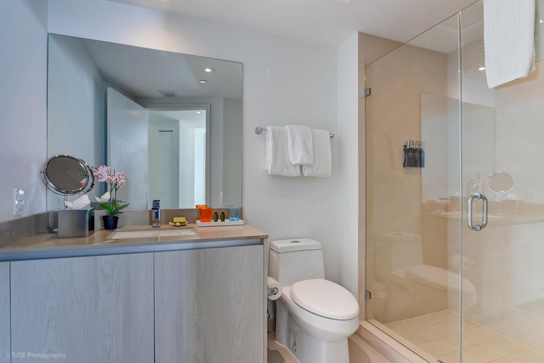 Bathroom 3, Three Bedroom Paradise Above The Ocean, Broward