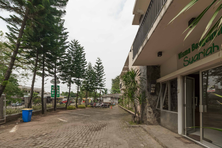 Exterior & Views 2, RedDoorz Syariah Plus @ Wisma Bougenville Karawaci, Tangerang