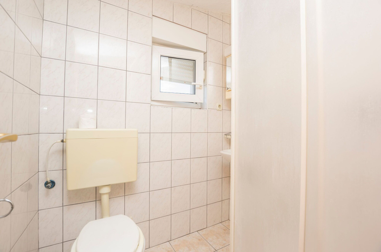 Bathroom 5, Apartments Ivan, Vir