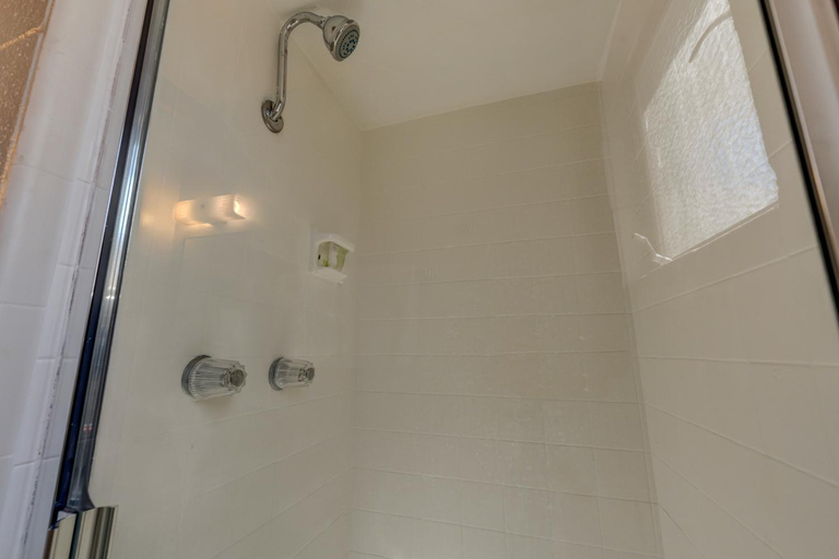 Bathroom 3, Pine Tree Place, El Dorado