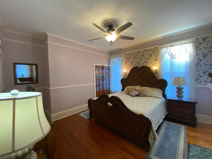 3, McKean Manor, Mobile