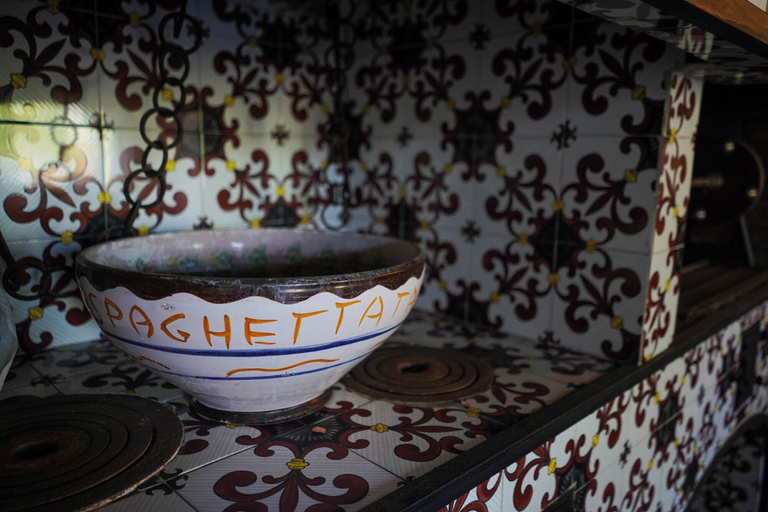 Bathroom 4, Villa Magiolina, Napoli