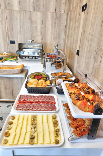 Food & Drinks 4, Hotel Emerald, Herzegovina-Neretva