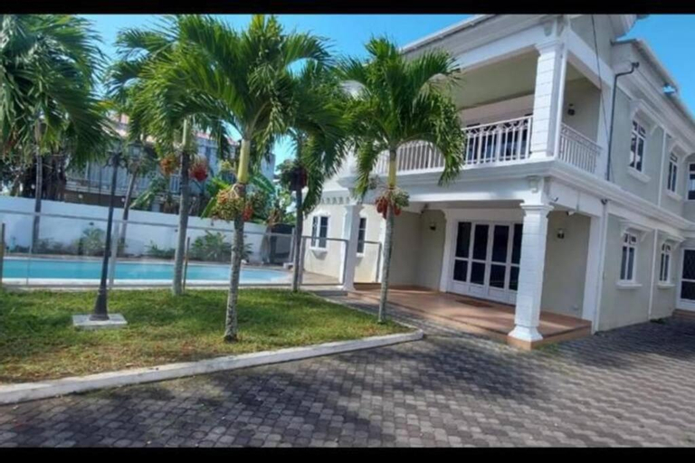 Villa Palmira 6-suites piscine proche de la plage