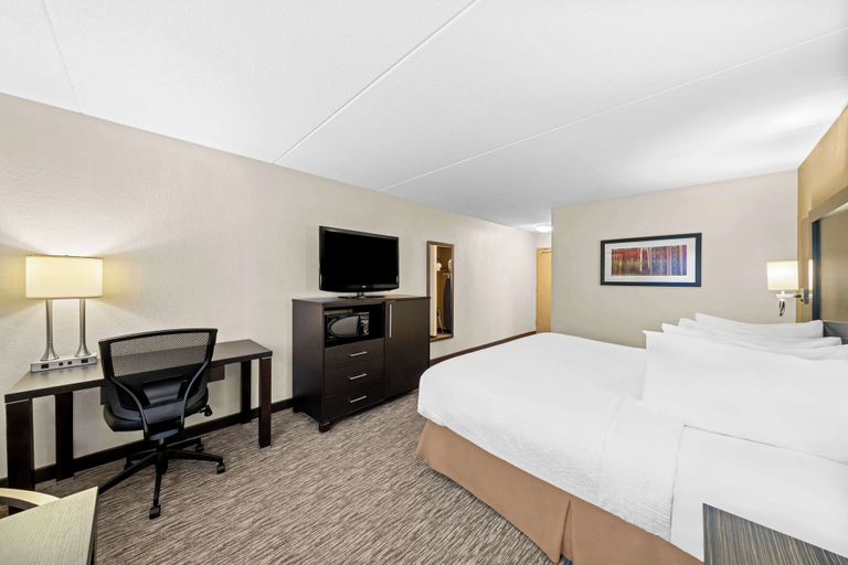 Bedroom 4, Best Western Plus Mariposa Inn & Conference Centre, Simcoe