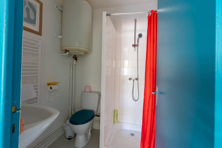 Bedroom 3, L'appart K-OULEUR- Wifi Fibre-Checkin auto- 2 pers, Sarthe