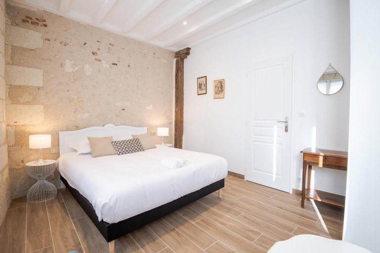 Bedroom 2, La maison Renaissance - Gite 8prs, Indre-et-Loire