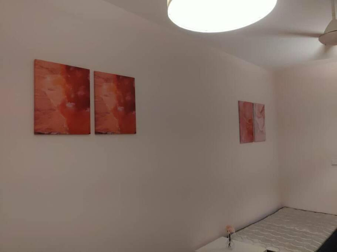 Others 5, KA609 Sanitised | Wifi | Netflix | Parking | Pool, Sepang