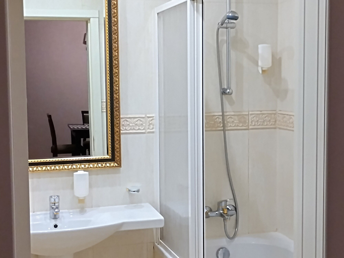 Bathroom 5, Aparthouse Borovo, Stolichna