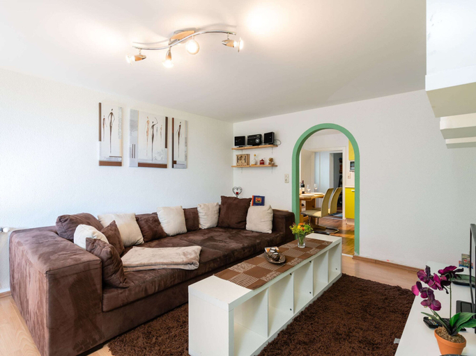 Others 4, Apartment With Mountain View, Zell am See