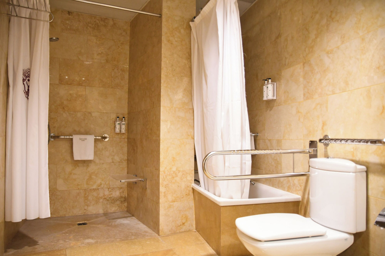 Bathroom 5, Sercotel Palacio de Tudemir, Alicante
