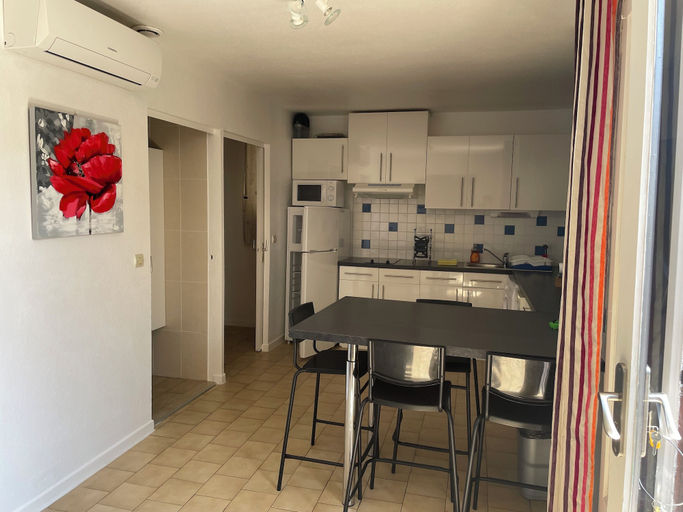 Private kitchen 5, Sun Residences Horizon Bleu, Hérault
