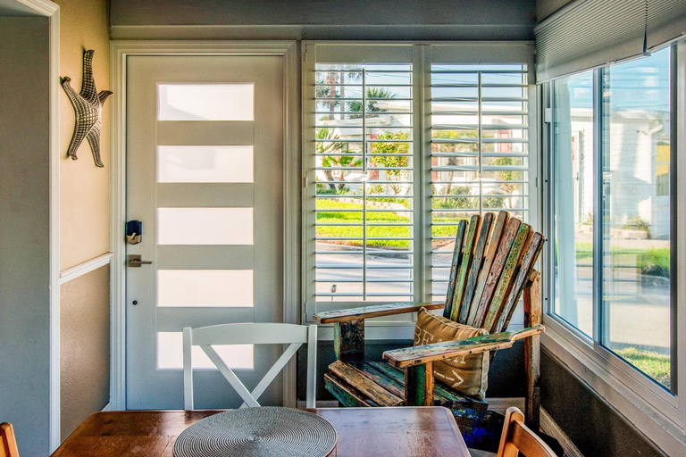 Others 4, Bathing Suit Beach Bungalow, Volusia