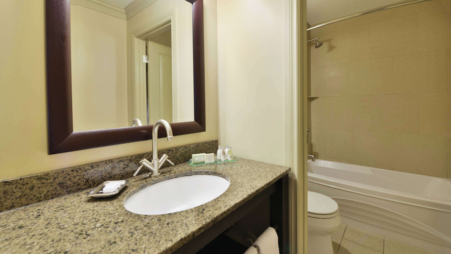 Bathroom 5, Prestige Beach House, WorldHotels Crafted, Central Okanagan