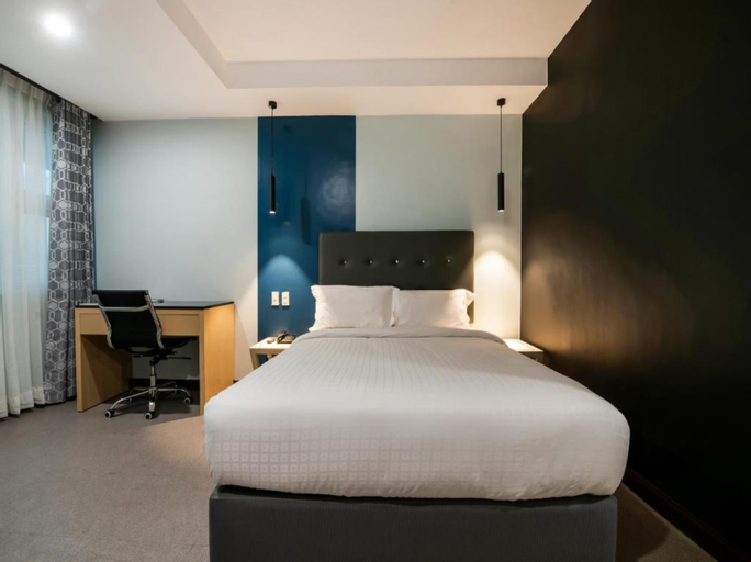 Bedroom 12