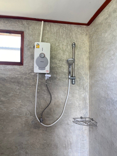 Bathroom 4
