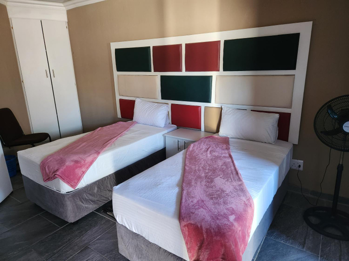 Others 5, Francos guest lodge accommodation, Sedibeng