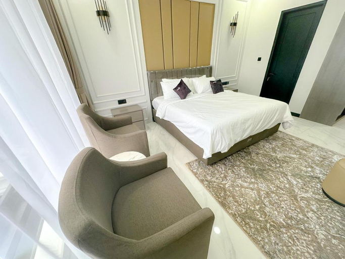 Others 4, Villa London Puncak, Bogor