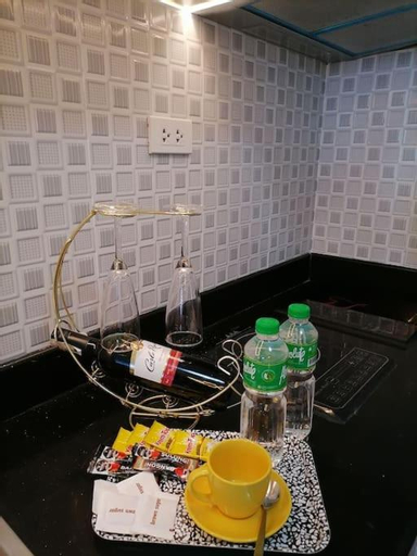 Food & Drinks, Cozy studio unit at Sun Residences, Quezon City