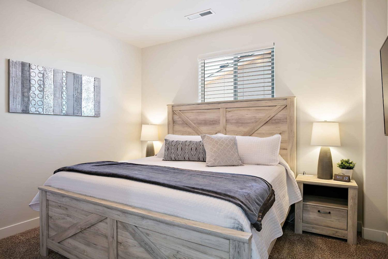 Bedroom 2, Yesterday's Escape home, Washington